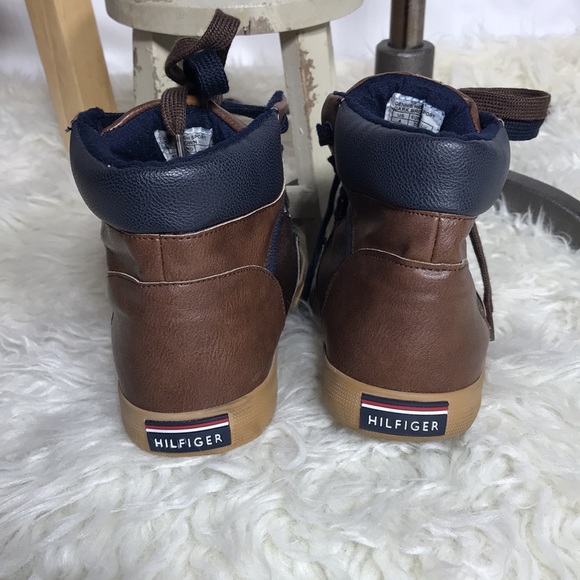 Brown and blue Tommy Hilfiger high tops - Picture 2 of 5